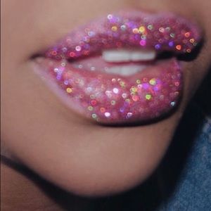 Meet your Posher, Alie